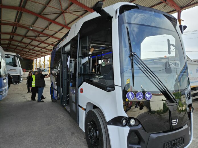 ηλεκτρικά mini bus