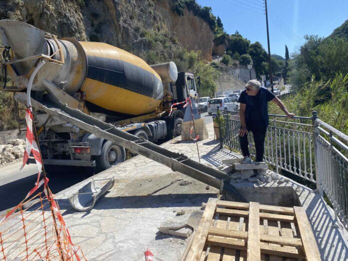 Παλαιοκαστρίτσα